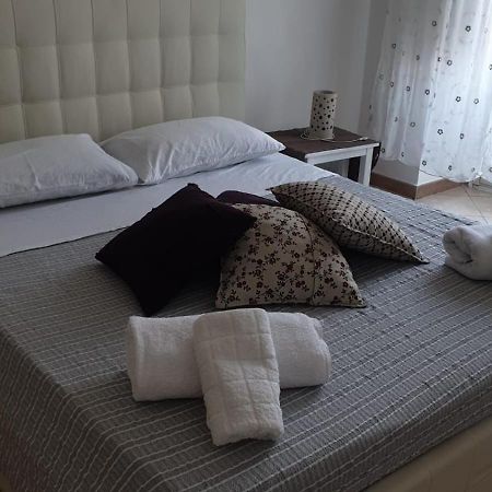 Casa Vacanze "Cortile Aquilone" Катания Екстериор снимка
