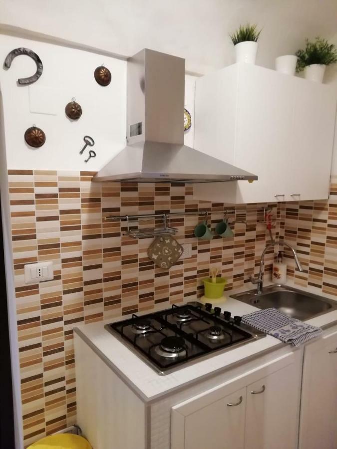 Casa Vacanze "Cortile Aquilone" Катания Екстериор снимка